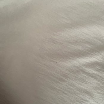 Kullanılmış Yağmurluklar Ve Mağaza Çalışanlarının Saygısız Davranışı