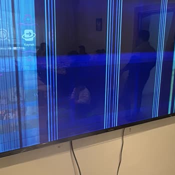 Panel Değişmeksizin Tekrarlayan Çerçeve Deformasyonu Ve Karanlık Ekran
