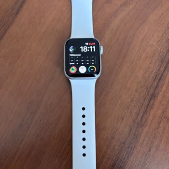 Dolap’ta Pil Durumu Açık Olan Apple Watch İadesi