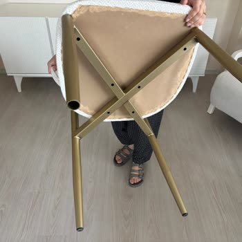 Mobilyalarda Çoklu Ayıplı Ve Yanlış Renk Sorunları