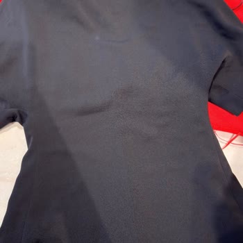 Zara'da Yıkanmaz Etiketli Ürün 10 Gün İçinde Aşırı Hasar Gördü, İade Ve İnceleme Talebi