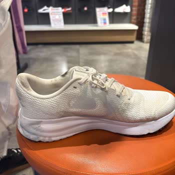 Nike Ayakkabısında Kısa Sürede Oluşan Kavuşma Sorunu Ve Değişim Talebi