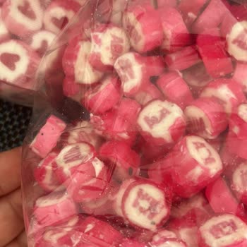 Kırık Ve Kontamine Lolly Şekerler İçin İade Talebi Ve Şikayetimize Cevap Bekleniyor