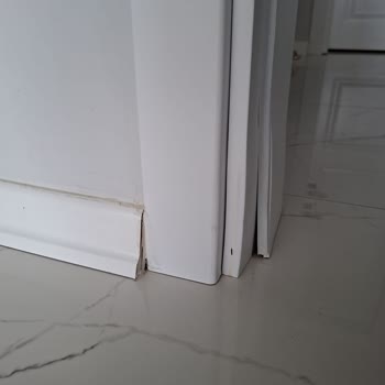 Arçelik Buzluğun Su Sızıntısı Ve Donma Sorunlarıyla Ürün Değişimi İstiyor