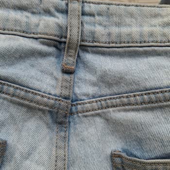 Kısa Sürede Kararan Colin’s Pantolon İçin Değişim Talebi
