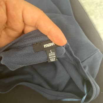Mavi Jeans Kadın Tişörtünde Yaka Deformasyonu Ve Alarm İğnesi Sorunu