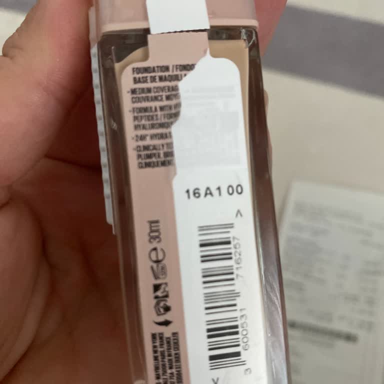 Önceden Açılmış Fondöten Satışı Ve Çözüm Eksikliği