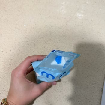 Mayi Sofra Tuzunda Eldiven Parçası Buldum: Güvenim Sarsıldı