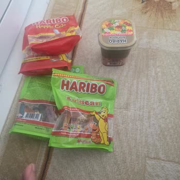 Erimiş Dondurmalar Ve Eksik Haribo Jelibon İçin Acil Çözüm Talebi