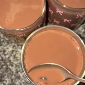 Dost Kakaolu Süt İçerisinde Plastik Çıktı!