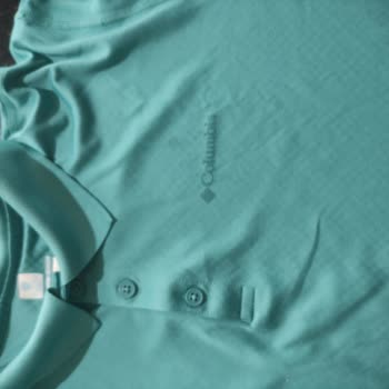 Orijinal T-Shirt Yerine Değersiz Ürün Aldım, Dolap Yetkilileri Yardımcı Olmadı!