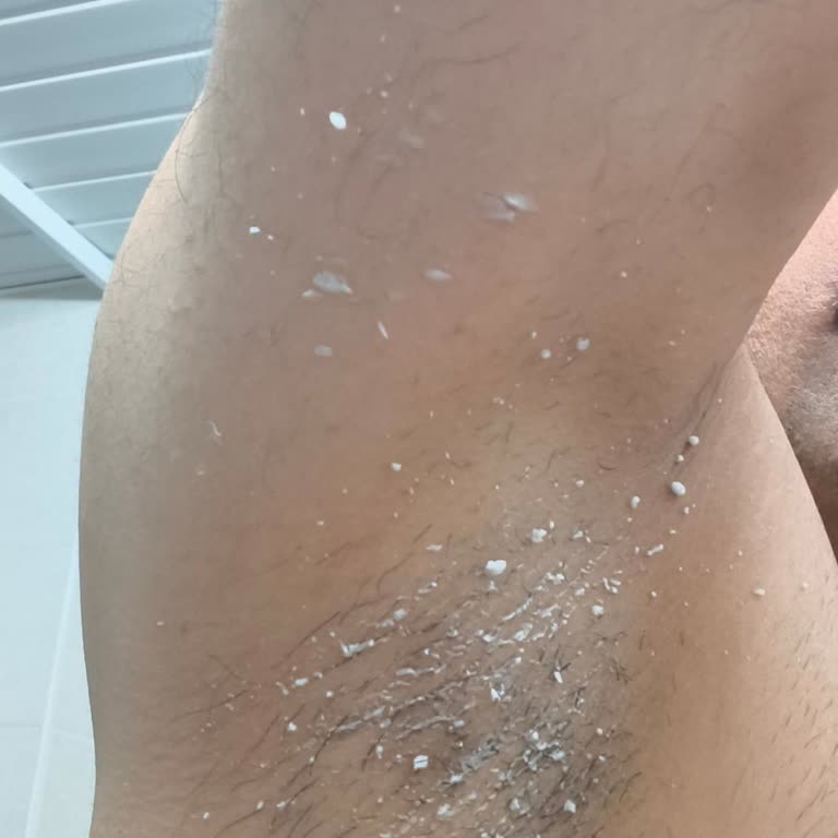 Nivea Deep Dimension Stick Roll On Ürününde Beyaz Topaklanma Kullanılamaz Hale Getiriyor