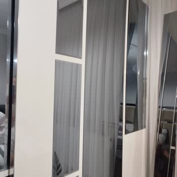 Ayser Mobilya’nın Düşen Gardırop Aynaları Çocuk Güvenliğini Tehlikeye Atıyor