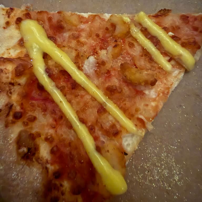 Kuru Ve Az Malzemeli Dominos Pizza İçin Hemen İade Talebi