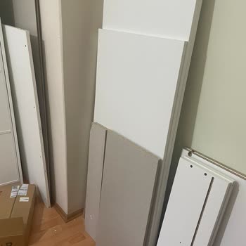 Kırık Parça 13 Gün Bekletildi, Dolap Montajı Tamamlanamadı