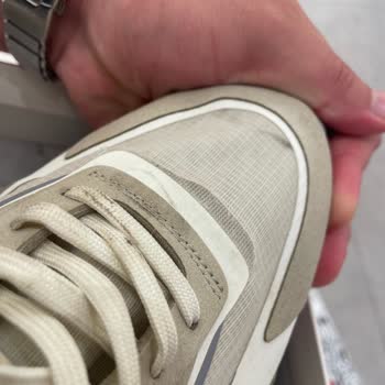 Calvin Klein Sneaker Ayakkabısında Kısa Sürede Deformasyon Ve Dikiş Açılmaları, Boyner’in Kullanıcı Hatası Reddi