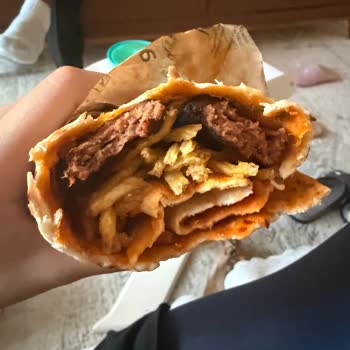 Trendyol’da Yanmış Köfte Ve Sossuz Dürüm, Tam İade Talebi
