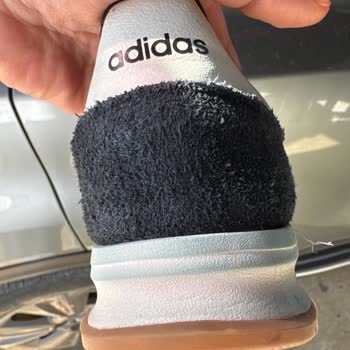 Adidas Ayakkabının Renk Solması Ve İade Talebi Reddedildi