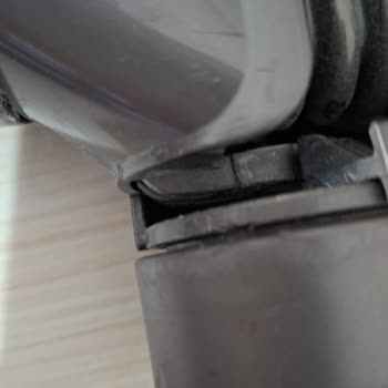 Dyson C26 Süpürge Başlığı Kırıldı: Garanti Kapsamında Ücretsiz Onarım Talebi