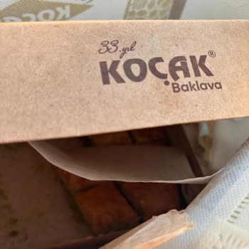 Koçak Baklava Şubesinde Bayat Baklava Satışı Ve Telafi Talebi