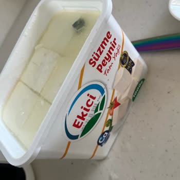 A101 Şubesinden Alınan Ekici Süzme Peynir Açılır Açmaz Küflendi