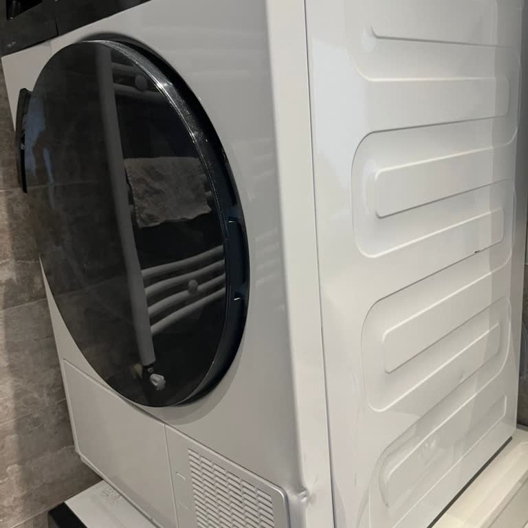 Yerinden Düşen Yeni Beko Kurutma Makinesi Garanti Kapsamında Haksız 15 Bin Liraya Servis Ücreti
