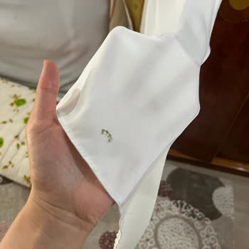 Tesettür Waw'dan Gelen Lekeli Nikah Elbisesi İçin İade Reddi Ve Müşteri Engelleme