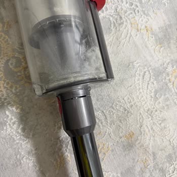 Garanti Kapsamındaki Dyson V15 Süpürgemde Açılan Bağlantı, Hava Kaçağı Ve Parça Kırılmaları