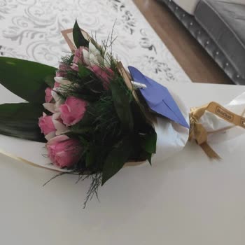 Görseldeki Çiçekle Teslim Edilen Ürün Arasındaki Uyuşmazlık Ve Tekrarlanan Hata