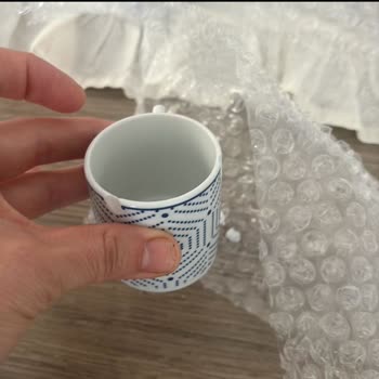 Kırılan Fincan Takımı Ve Sorumluluk Almayan Dolap Platformu