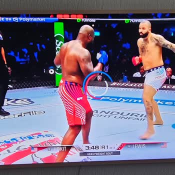 UFC Beyaz Saray Yayını Donma Ve Kasma Sorunu