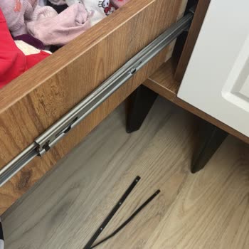 Kurulum Ve Ölçü Hataları Nedeniyle Çekmece Ve Gardırop Sorunları Çözülmedi