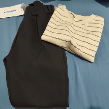 LCW Eksik Bebek Takımı Parçası ve Delikli Sweatshirt İçin Hızlı Çözüm Talebi