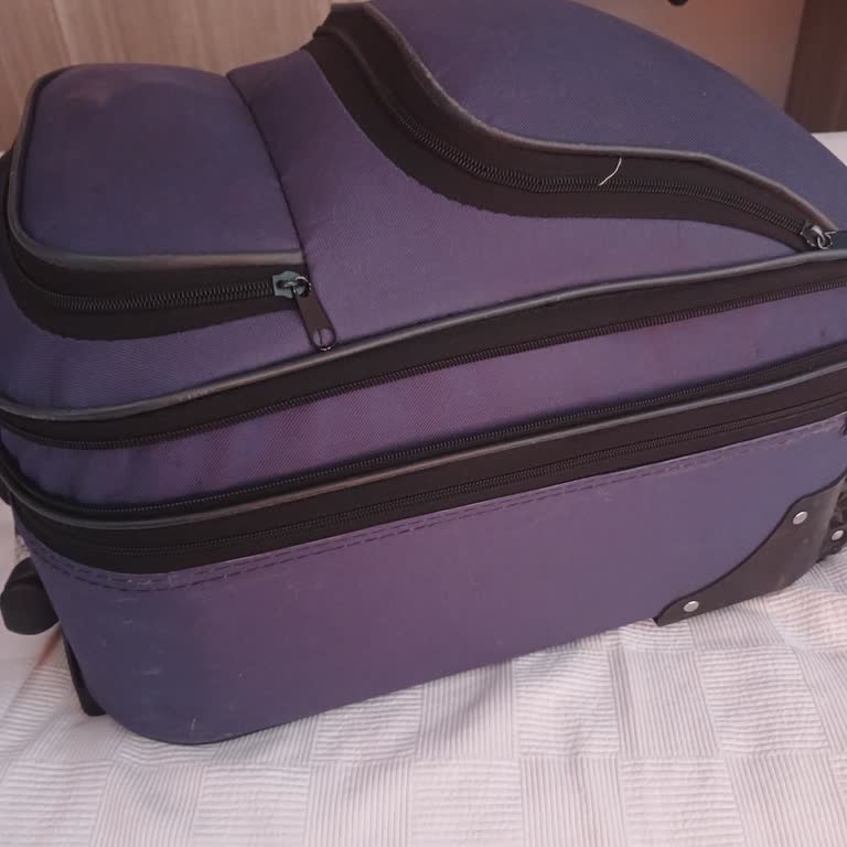 Kayıp Bavul Ve İlgisiz Muavin