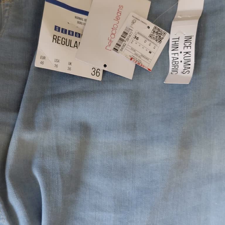Yeni Jean Pantolonun Tek Bacağında Renk Solması Ve İade Talebi