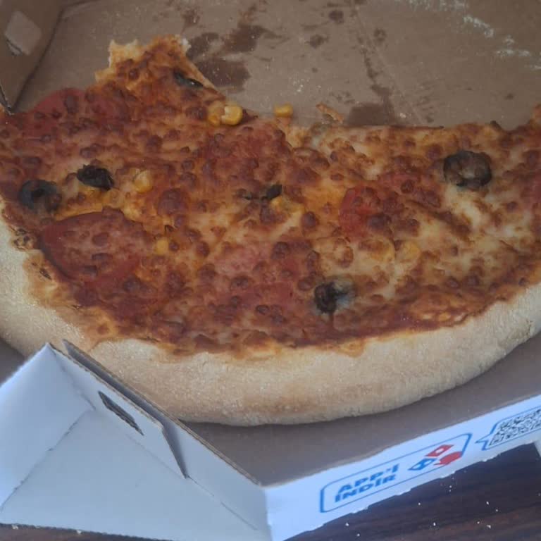 Domino’s Ayvalık Şubesinde Görsel Yanıltma Ve Ürün Farkı Şikayeti