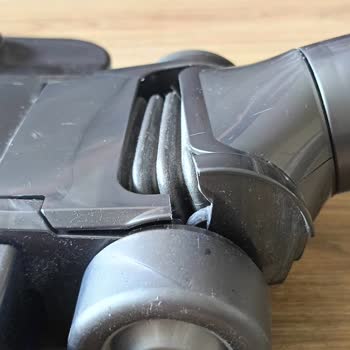 Dyson Süpürge Başlığı Kırıldı, 5 Yıllık Garantiden Faydalanamıyorum