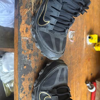 Deichmann’da Nike Ayakkabısının Kısa Sürede Yan Patlamaları Kullanıcı Hatası Olarak Değerlendirildi