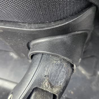 Ajet’in Tekrarlayan Bavul Hasarı Ve Tekerlek Kırıklığına Tazminat Talebi