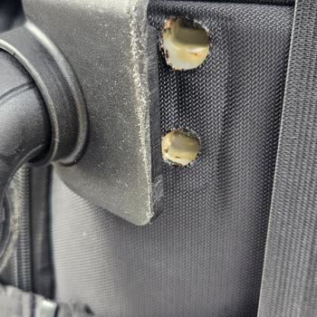 Ajet’in Tekrarlayan Bavul Hasarı Ve Tekerlek Kırıklığına Tazminat Talebi