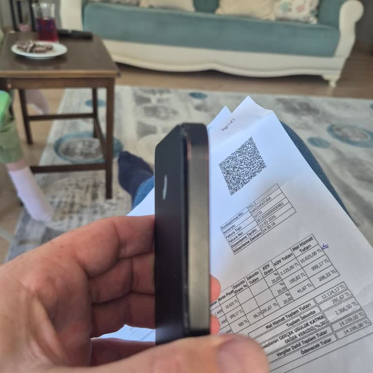 Ayıplı Telefon: Wi-Fi Çekim Sorunu Ve Arka Kapak Ayrıldı