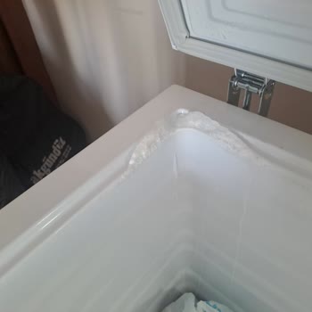 Kapağın Hava Kaçırması Nedeniyle Derin Dondurucu Değişimi Talebi