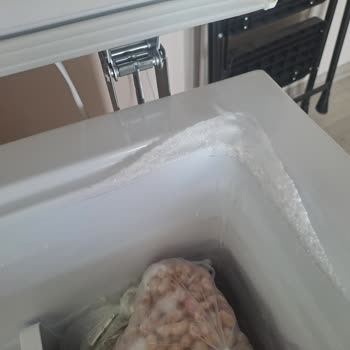 Kapağın Hava Kaçırması Nedeniyle Derin Dondurucu Değişimi Talebi