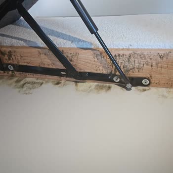 Eksik Ve Hasarlı Mobilya Teslimatı Kırık Balkon Camı Ve İlgisiz Müşteri Hizmetleri
