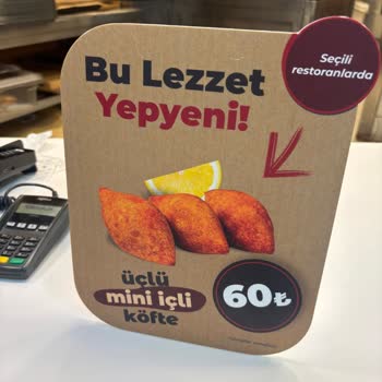 Marmara Forum Pidem Şubesinde İçli Köfte Boyutu Yanıltıcı