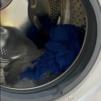 Yeni Alınan Çamaşır Makinesinde İlk Kullanımda Lastik Yırtıldı Ve Su Sızdı