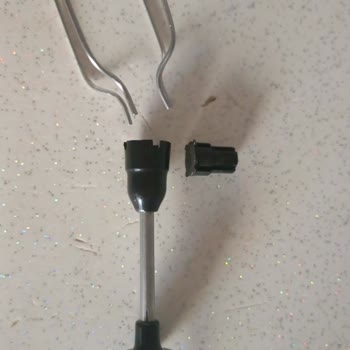 Kırılan Kapak Ve Çırpma Telleri Sorunu: Garanti Kapsamında Arçelik Blender Değişimi Talebi