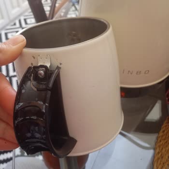 Sinbo Çay Makinesinde Kırık Sap ve Pas Sorunu, Garanti Dışında Müşteri Hizmeti