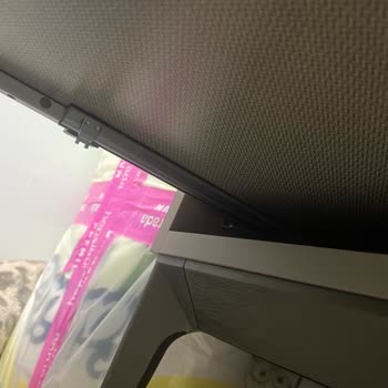 Hasarlı Mobilyalar Ve Kapatılan Servis Kayıtları Nedeniyle Çözüm Bekliyor