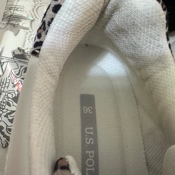 In Street'tan Yeni Aldığım Sneaker Kullanılmış Geldi